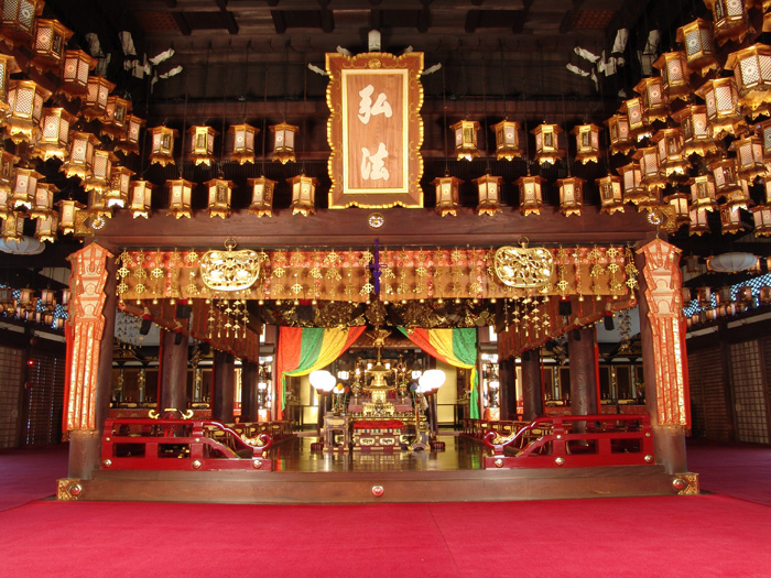 御影堂 内陣